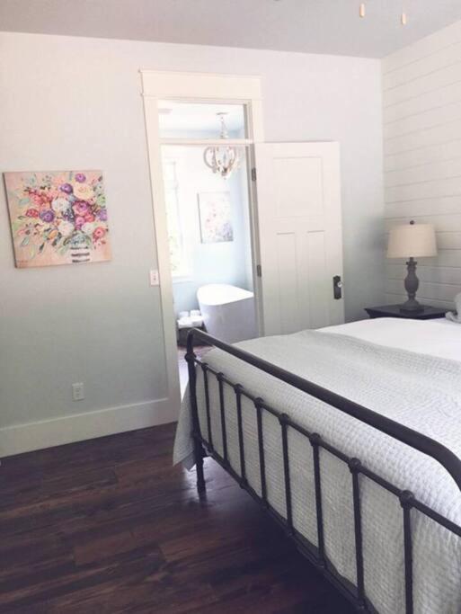 Primrose Cottage - Private Lake, Hot Tub, Atv Trails Mena エクステリア 写真