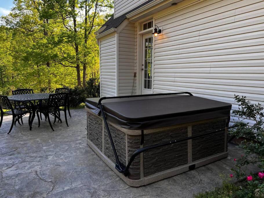 Primrose Cottage - Private Lake, Hot Tub, Atv Trails Mena エクステリア 写真