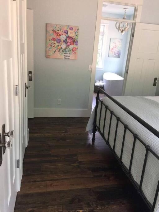 Primrose Cottage - Private Lake, Hot Tub, Atv Trails Mena エクステリア 写真